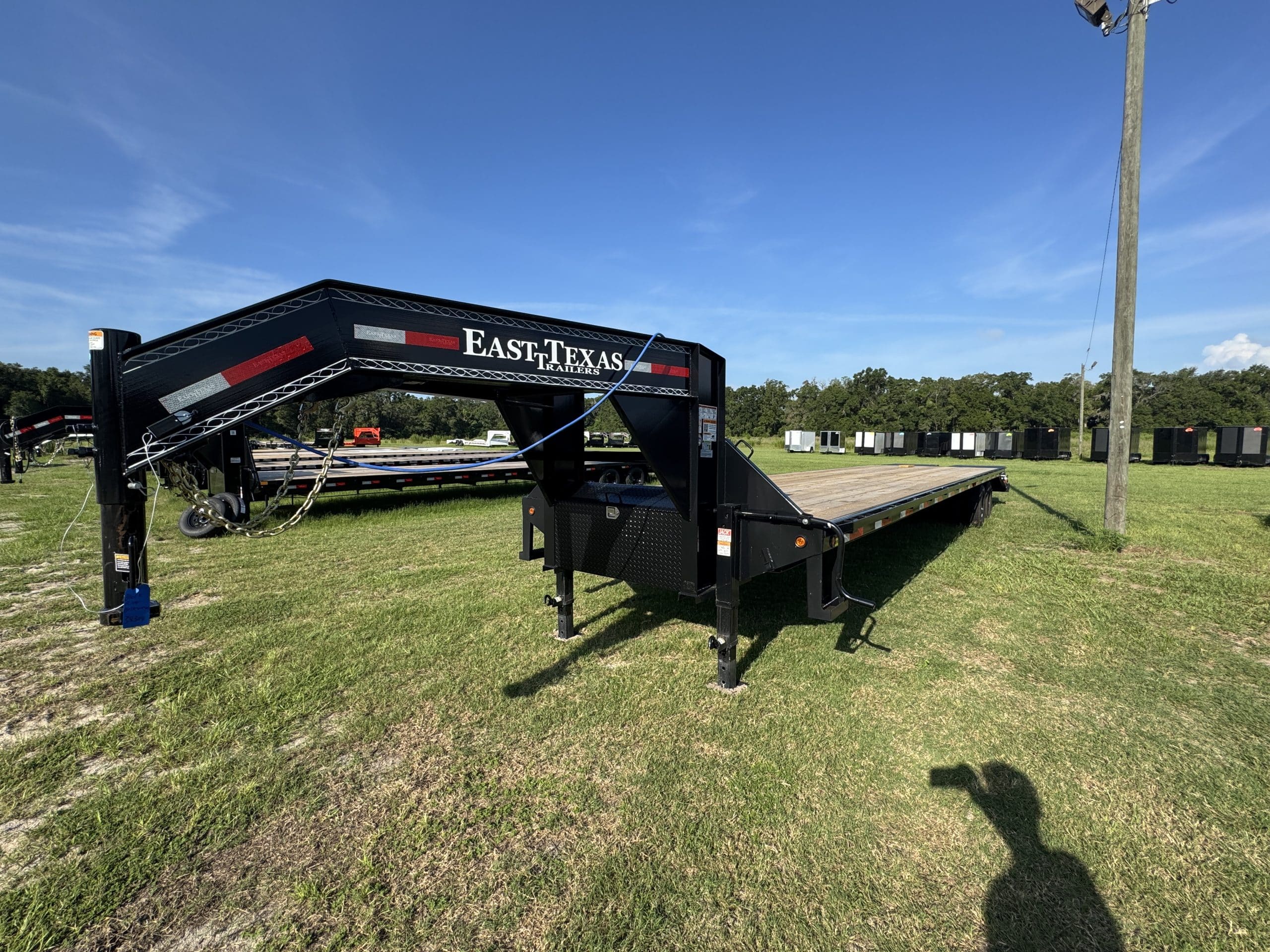 2026 East Texas 102″x40′ GN CDL Deck-Over Black #3TE047312