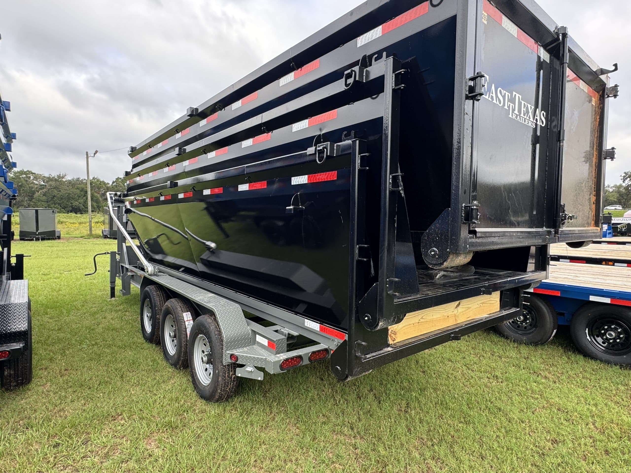2026 East Texas 60″x20′ 19.6 CU YD ROLL OFF DUMP BOX Green #6272