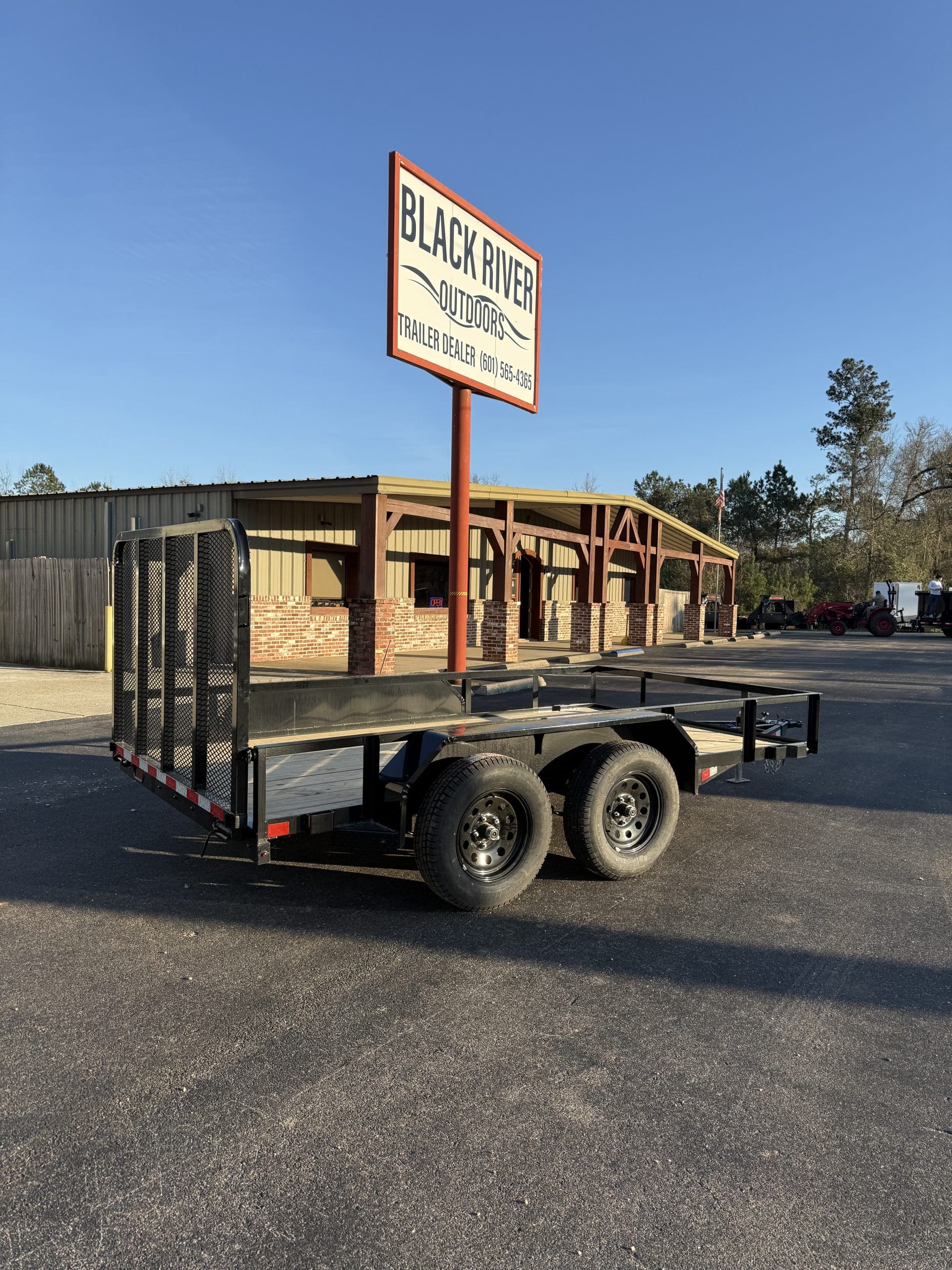 2026 Delco 77″x12′ 7K Tandem Axle Utility Black #6T6043267