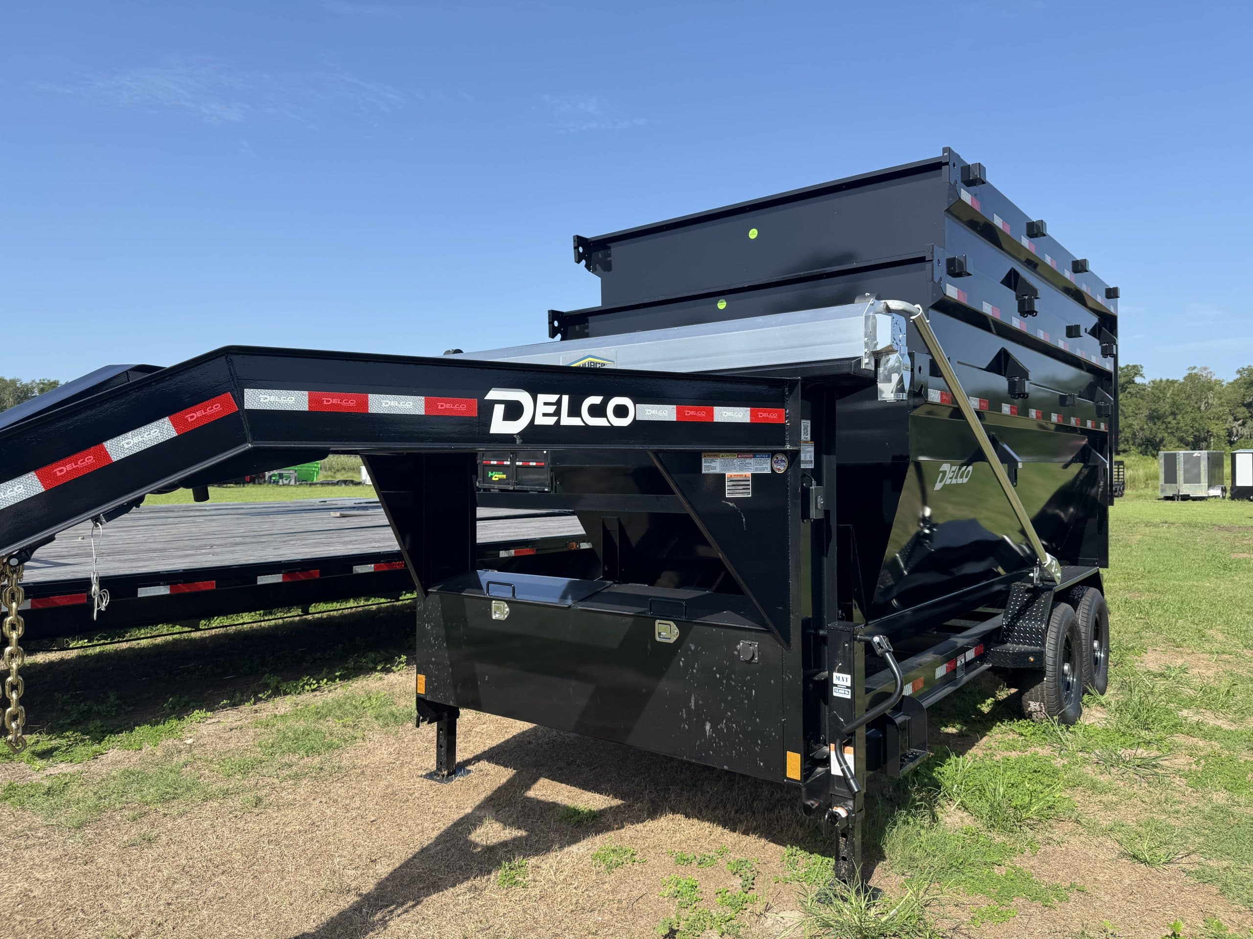 2026 Delco 83″ x 14′ GN Roll Off Trailer Black #3T6044641