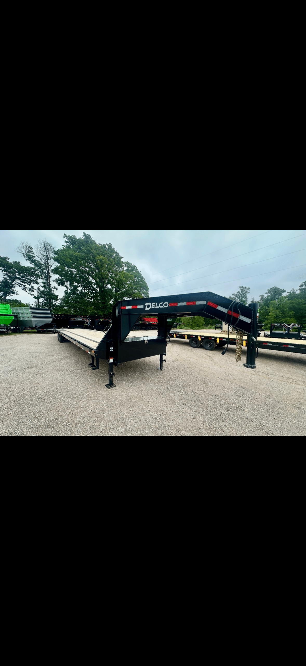 2026 Delco 102″x40′ 16K Hot Shot Ready GN Deckover Black 8T6041685