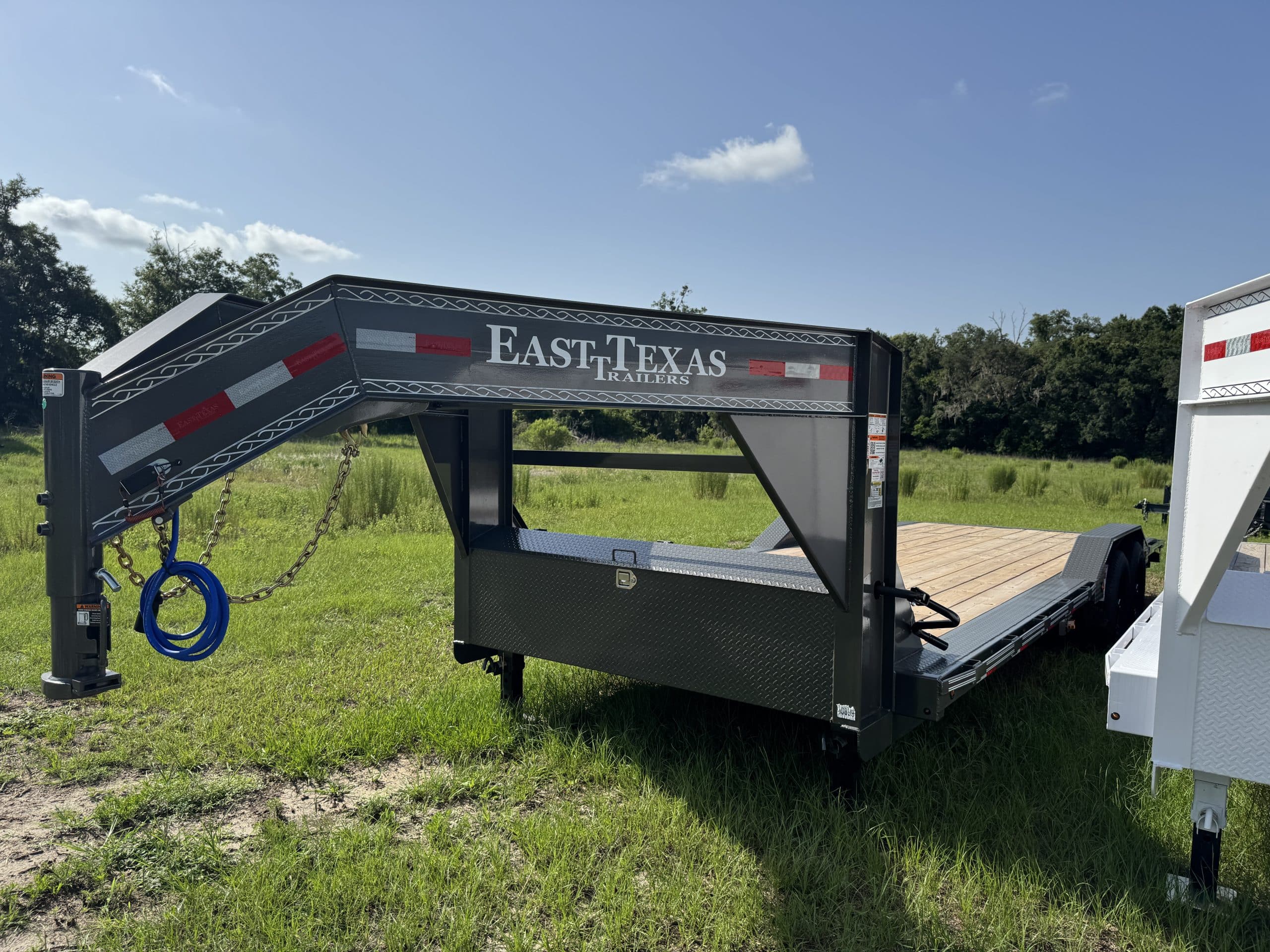 2026 East Texas 102″ x 24′ 14K GN Lowboy Charcoal #4TE050899