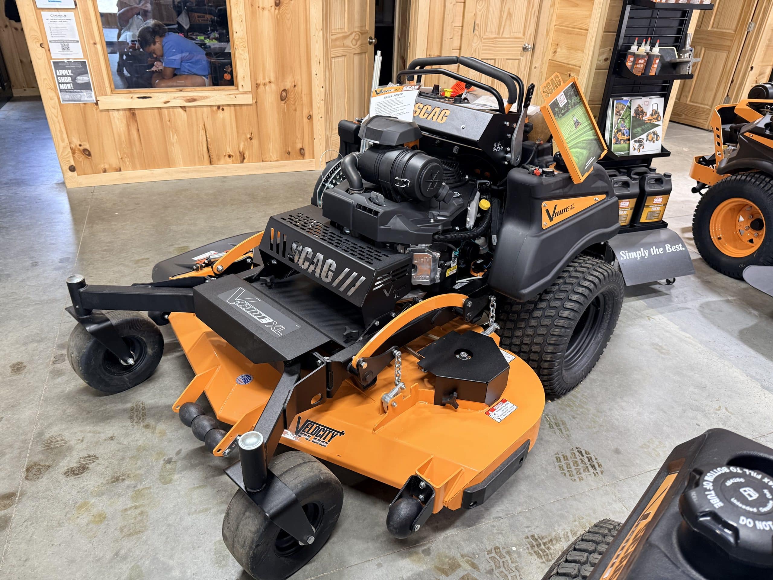 SCAG V-Ride 61″ 38HP #073D00102